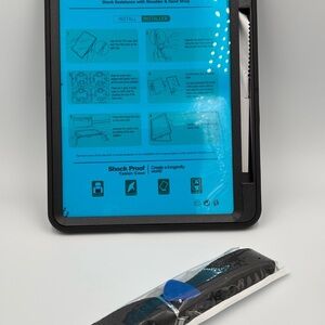 SEYMAC iPad Air 10.9” Case 4th/5th Gen 2020–2022 Shockproof w/ Strap Black